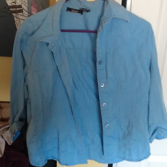 Blue button up shirt, size L - Picture 2 of 3